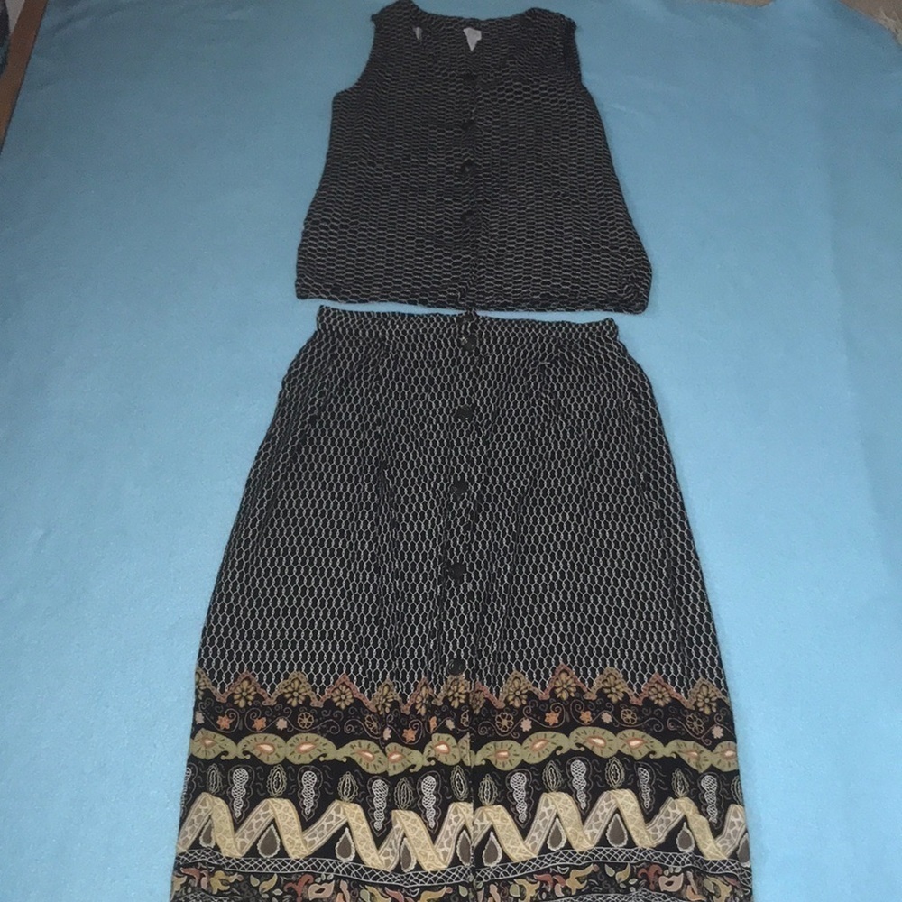 SECRET button up tank top matching button up skirt elastic waistband size S